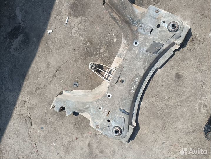 Подрамник Renault Megane 2