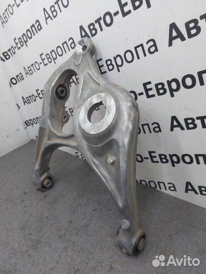 Рычаг задний правый Jeep Grand Cherokee WK2 3.0D