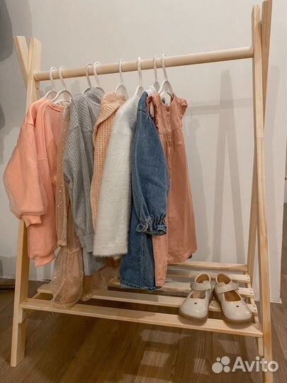 Напольная детская вешалка