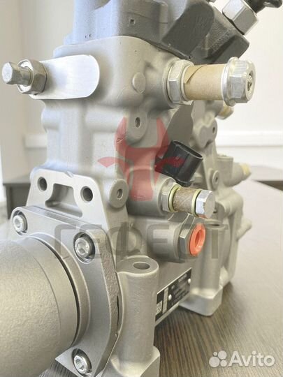 Насос тнвд Komatsu PC400-7 6156711132