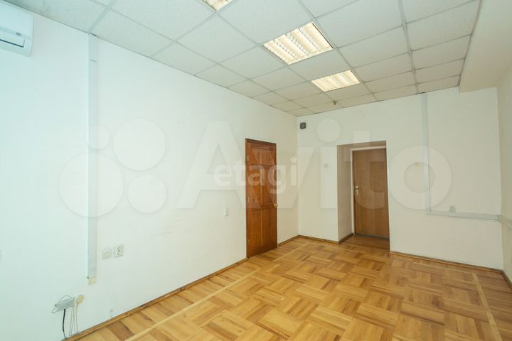 Сдам офисное помещение, 300 м²
