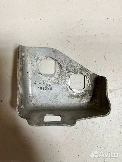 Держатель фары Mercedes-Benz E-klasse