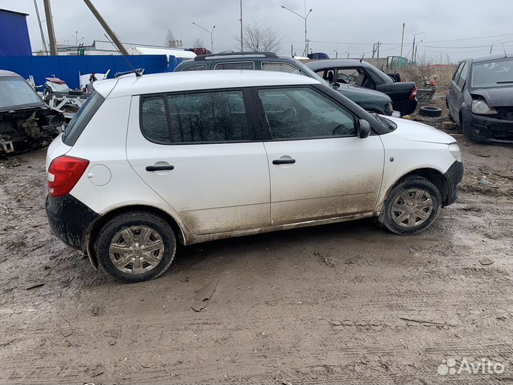 В разборе Skoda Fabia 2 2013 1.2 CGP