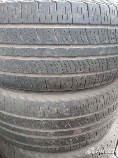 Kumho Road Venture APT KL51 275/65 R17 113H