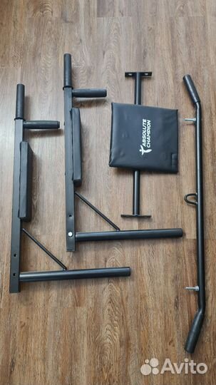 Турник настенный