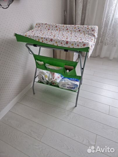 Пеленальный столик