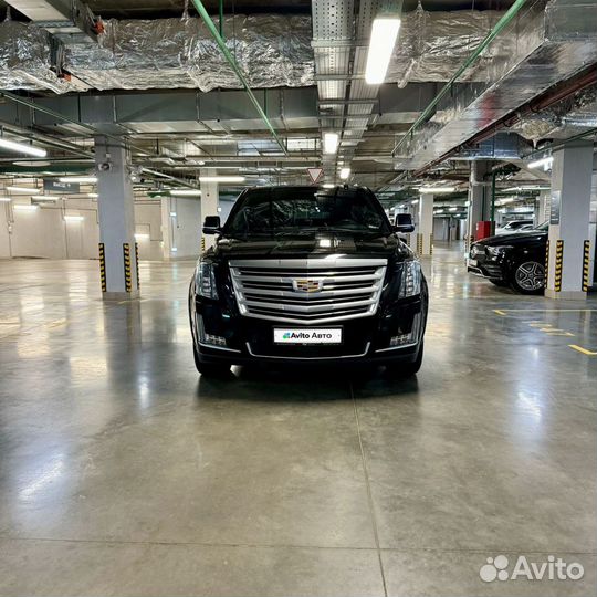 Cadillac Escalade 6.2 AT, 2020, 55 000 км