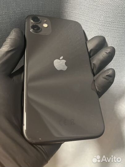 iPhone 11, 64 ГБ