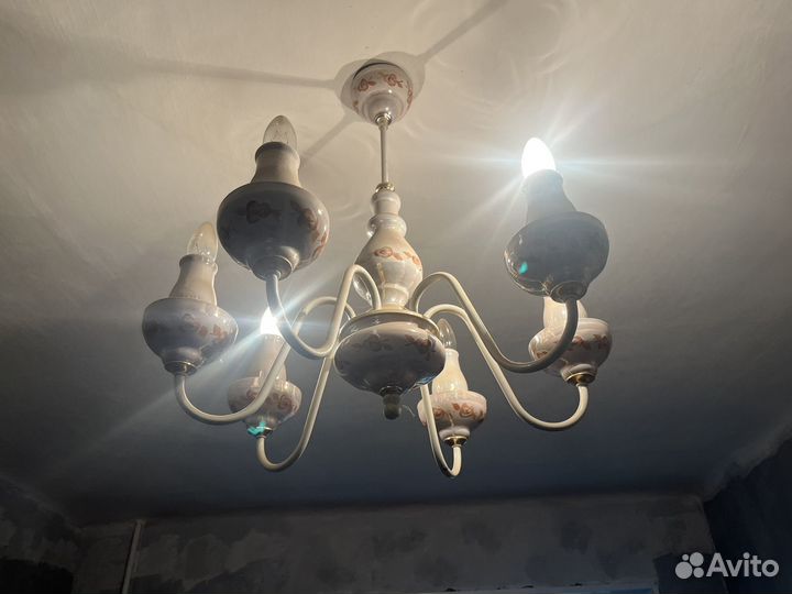 Люстра СССР фарфоровая