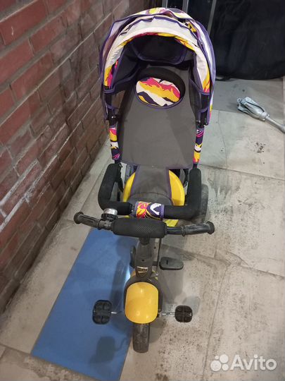 Детский трехколесный велосипед