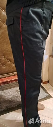 Костюм форменный