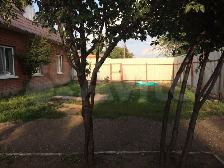 Дом 240 м² на участке 6 сот.