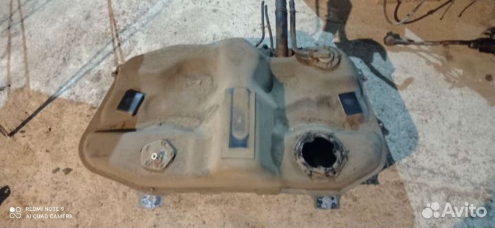 Бензобак Mitsubishi Galant 9