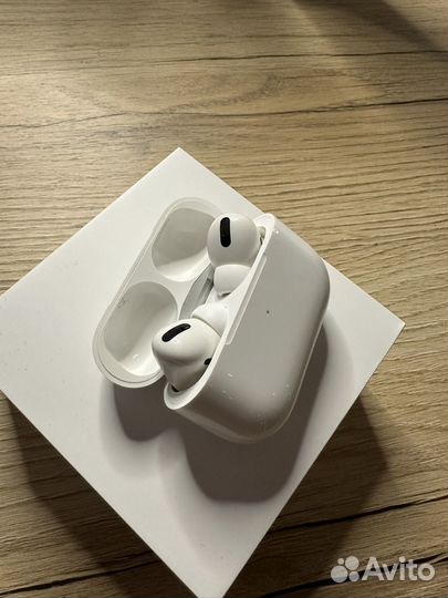 Наушники AirPods Pro MagSafe