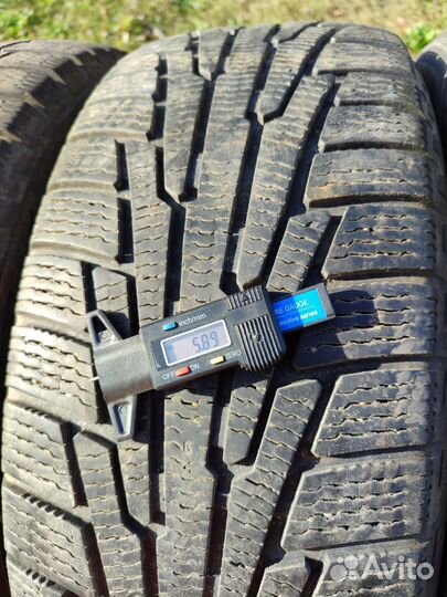 Nokian Tyres Hakkapeliitta R2 SUV 235/55 R18