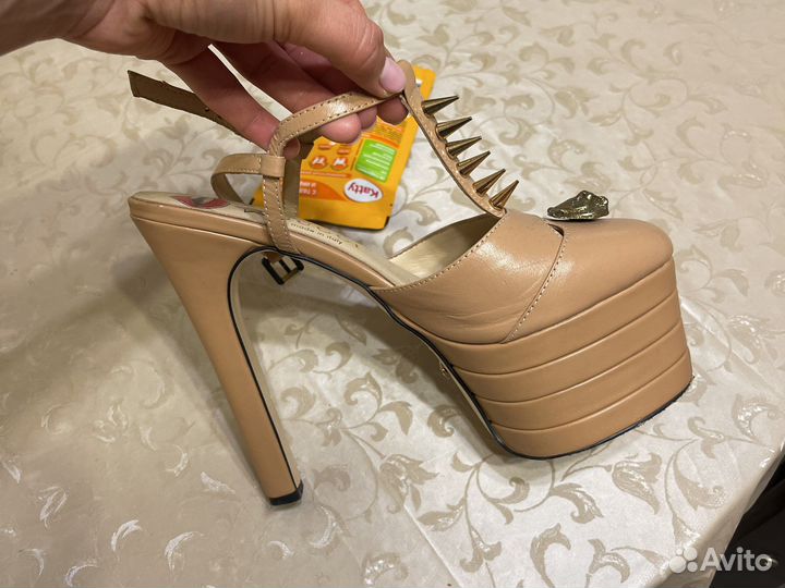 Туфли на платформе 38