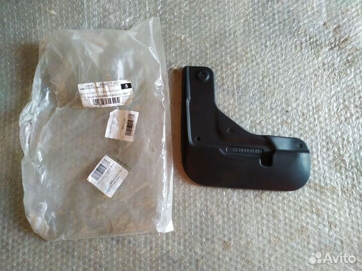 Брызговик передний левый Mazda CX-5 2017