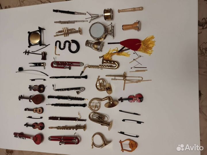 Коллекция музыкальных инструментов