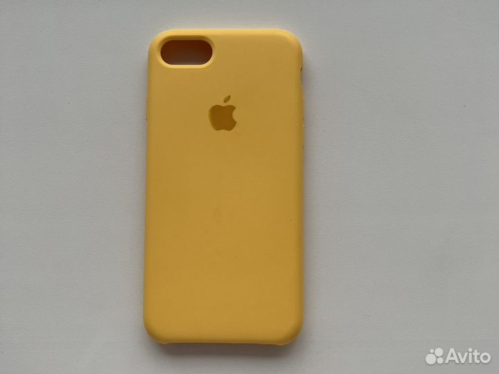 Чехол на iPhone 7