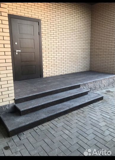 Облицовка ступеней гранитом