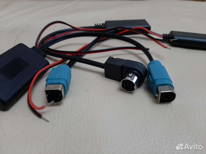 Alpine KCA-121B, AI-Net, Bluetooth Aux адаптер