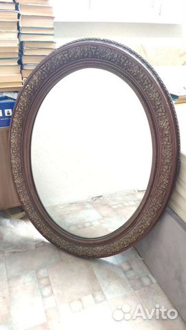 Зеркало в резной раме винтажное