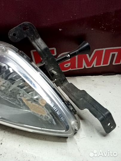 Фара противотуманная передняя левая Hyundai