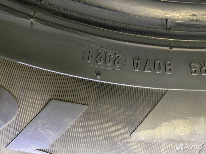 Pirelli Ice Zero 225/60 R18