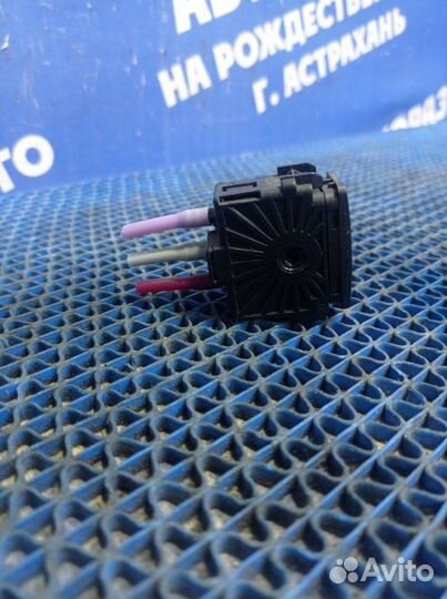 Кнопка корректора фар Mercedes-Benz A170 хэтчбек