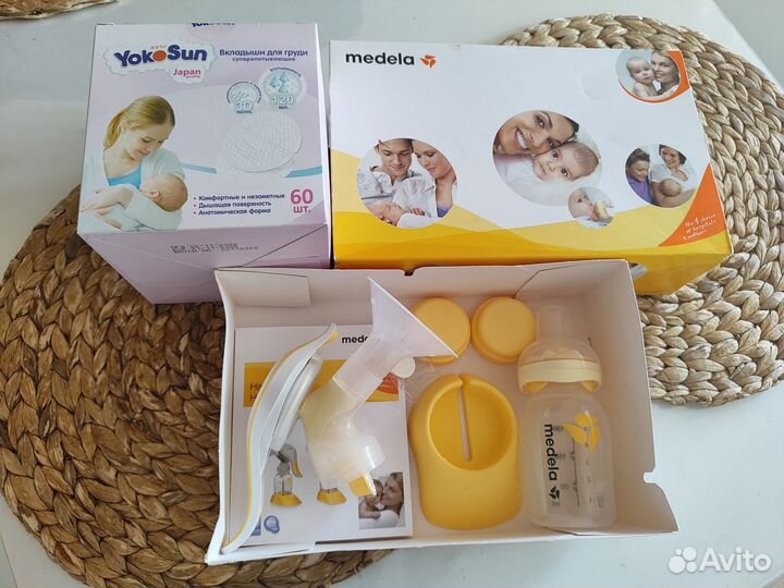 Молокоотсос Medela ручной