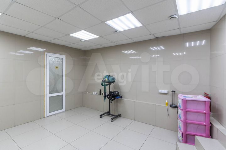 Продам торговое помещение, 189.7 м²