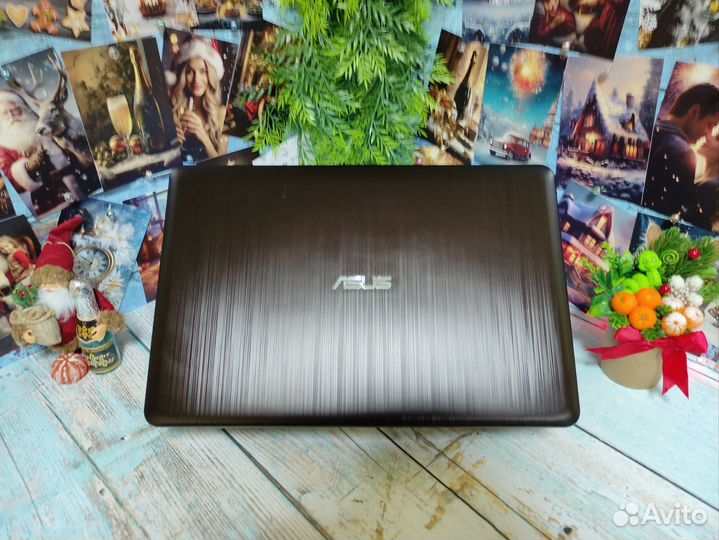 Превосходный Asus 15.6