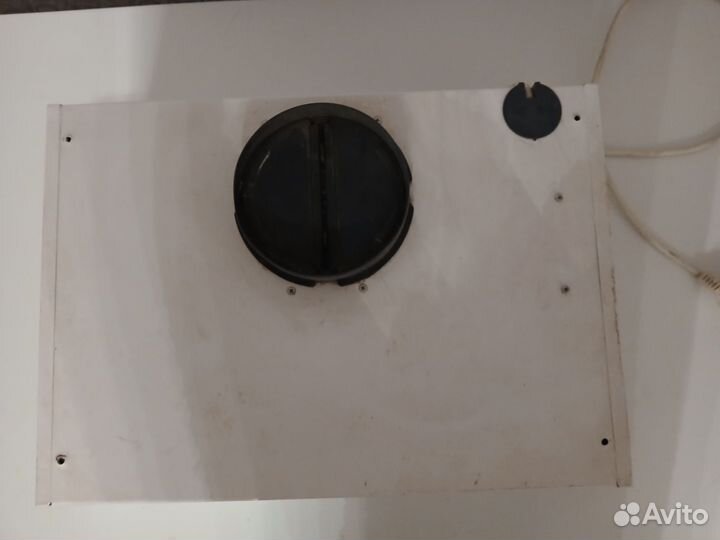 Вытяжка для кухни бу 50 см / 30см