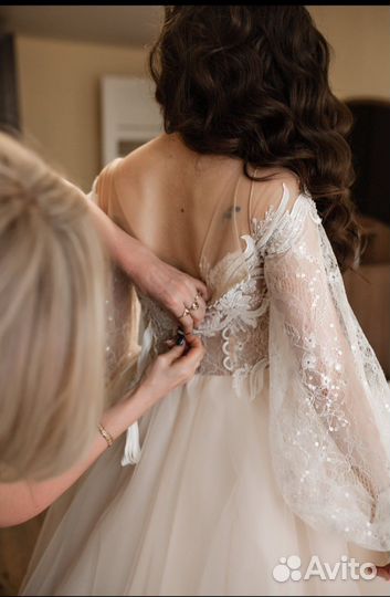 Свадебное платье