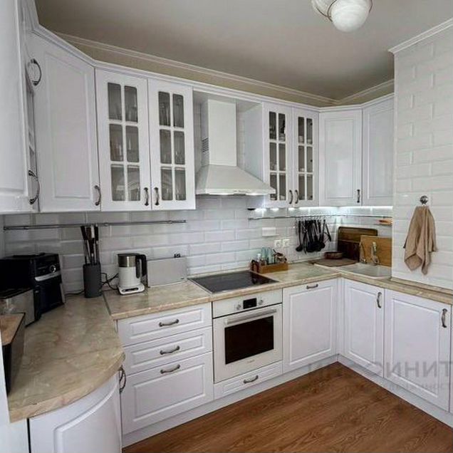 2-к. квартира, 58 м², 4/22 эт.