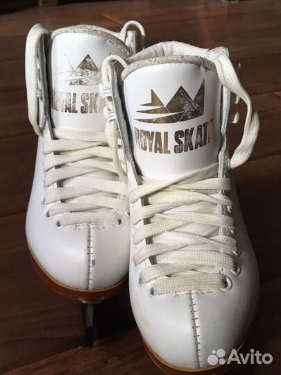 Продам детские коньки