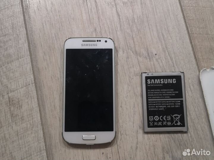 Телефон samsung s4 mini