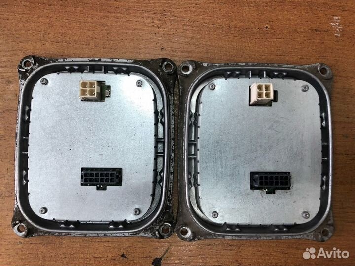 Блок управления фары Mercedes S221 W221 рест