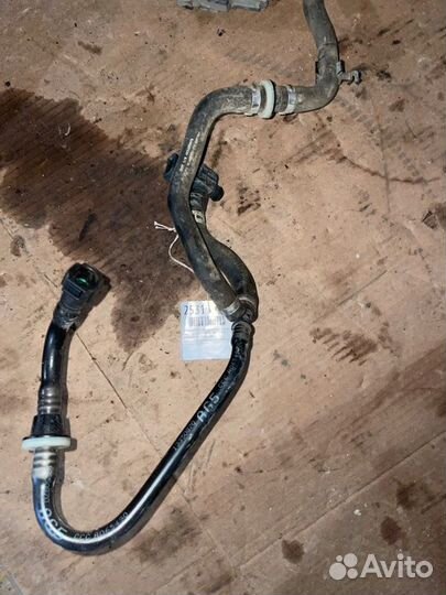 Вакуумный датчик тормозной системы с трубками