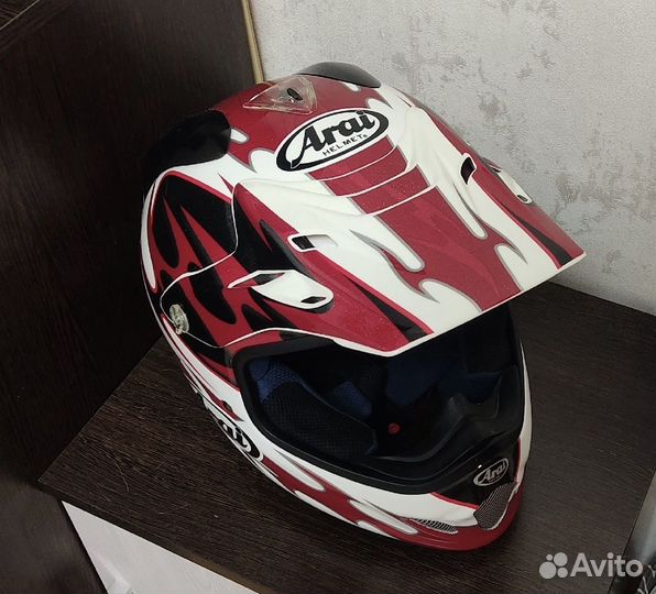 Шлем для мотокросса Arai