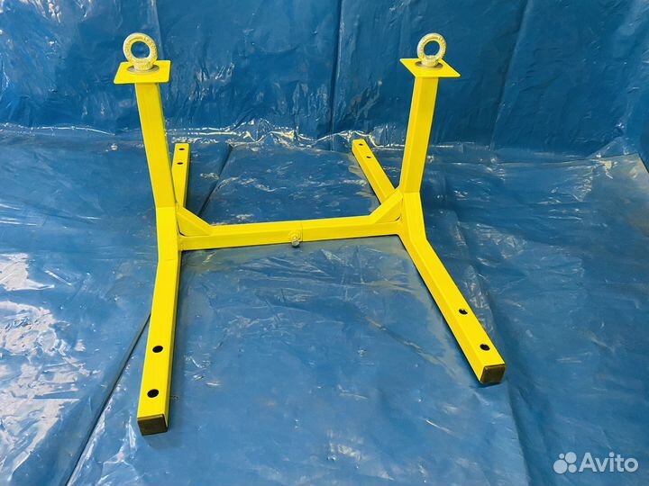 Регулируемое крепление для мотоцикла в прицеп