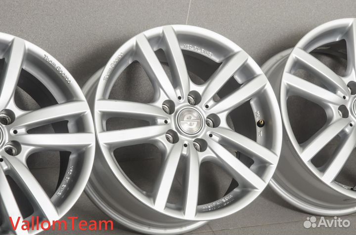 Лот M818758 Фирменные 16-е диски team sparco