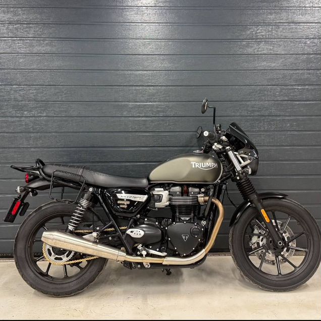 Triumph Street Twin, 2021, 9 650 км