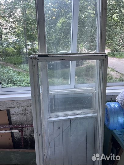 2 окна и дверь