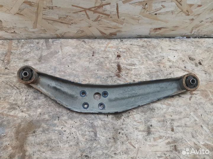Рычаг задний Suzuki Liana 1.6 M16A 2006