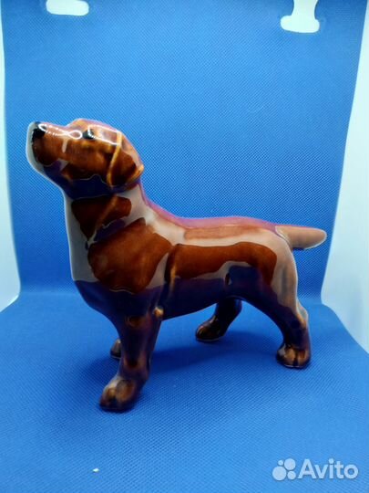 Фарфоровые статуэтки собак