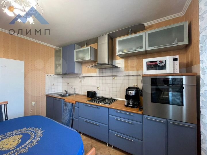 3-к. квартира, 106,7 м², 5/6 эт.