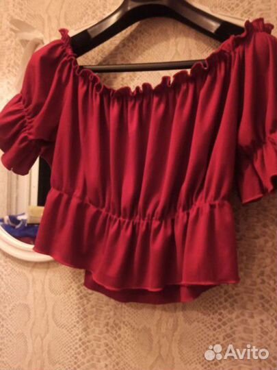 Топ красный 42