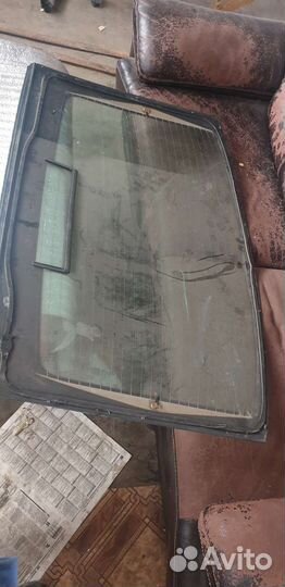 Стекло багажника octavia