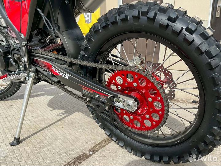 Мотоцикл эндуро Rockot ZX300 Red Fury